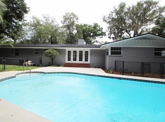 3rd image of 3735 San Viscaya Dr