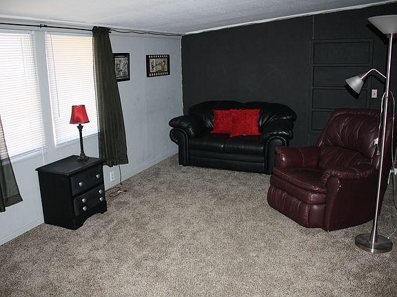 Bonus/movie room