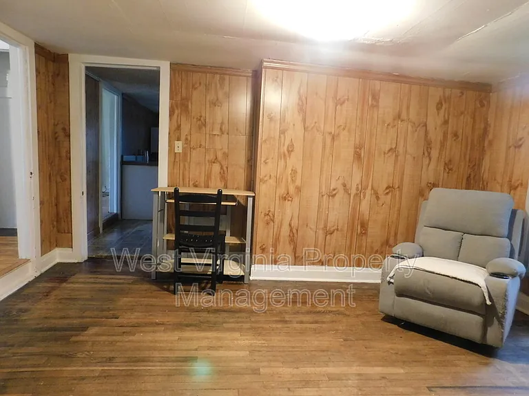 186 Benedict Ln — Photo 10