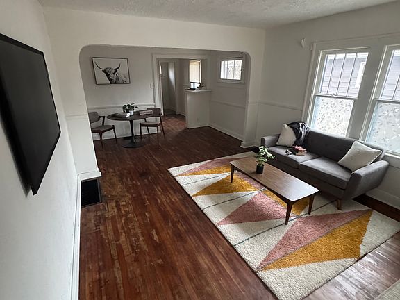 3rd image of 5749 E Bonna Ave
