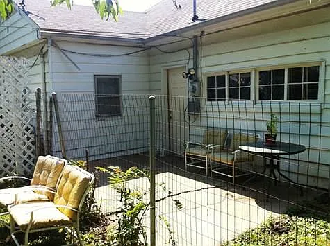 920 W Kirkwood Ave — Photo 3
