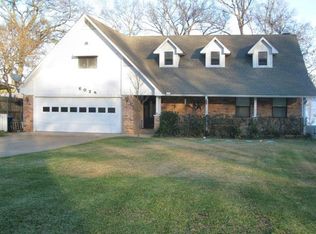 6029 S Cape Dr, Chandler, TX 75758