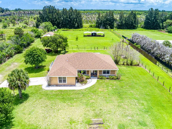 3768 Seminole Road, Fort Pierce, FL 34951
