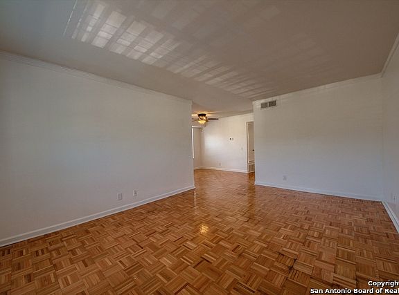 4th image of 7834 Broadway St