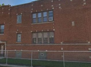 1049 W 72nd St, Chicago, IL 60621