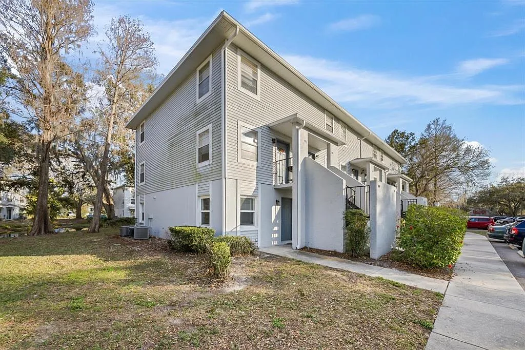 1 bed, 1.0 bath, 504 sqft, $1,275 — Photo 2