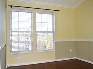 13502 Hayworth Dr, Potomac, MD 20854