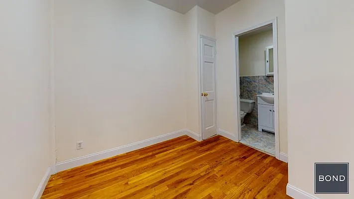 Rented by Bond New York | media 5