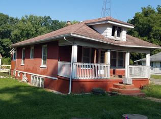 2703 S Locust Rd, South Bend, IN 46614