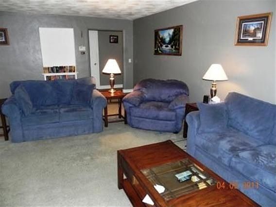 4th image of 635 N Ringold St