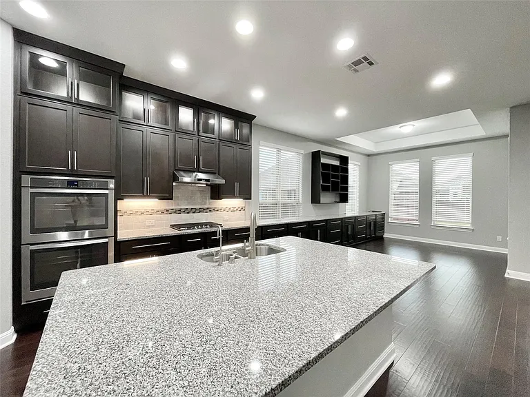 3809 Mineral Dr — Photo 5