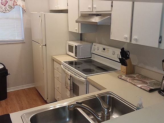 5th image of 436 Cerromar Ln