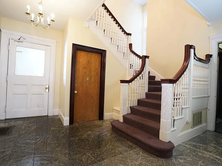 266 Chestnut Hill Ave #A — Photo 14