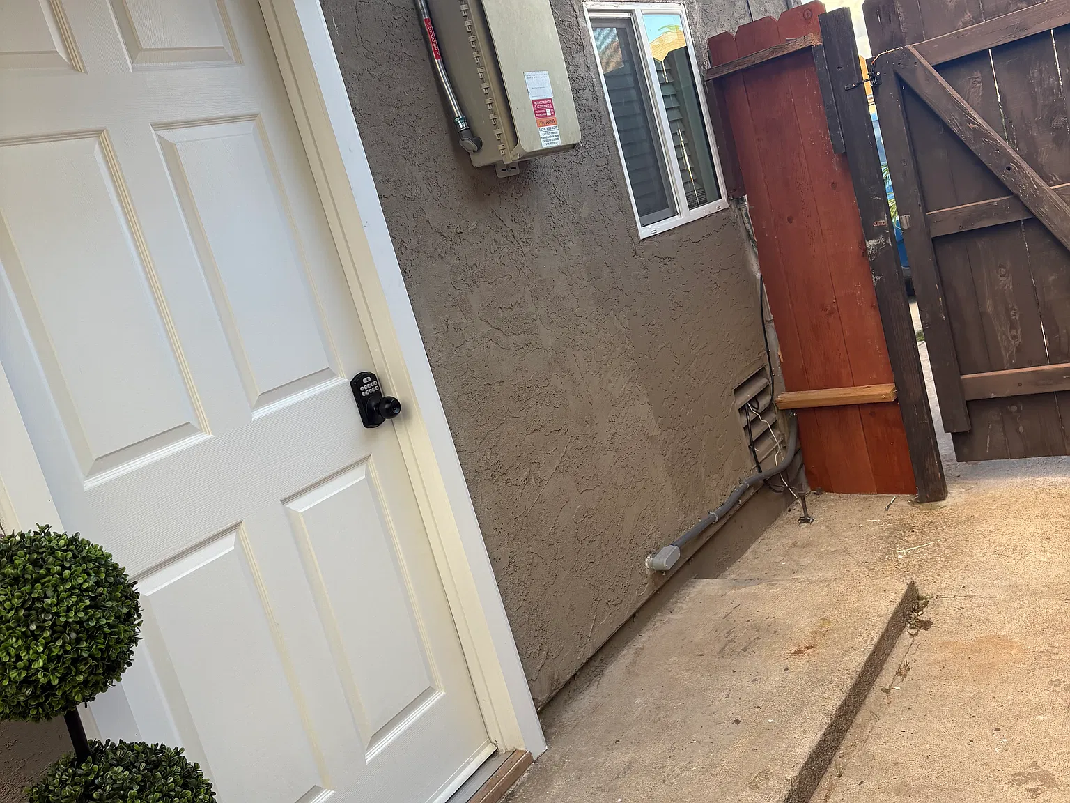 Grogan Ct, San Diego — Photo 2