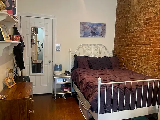 Rented by Oxford Property Group | media 7