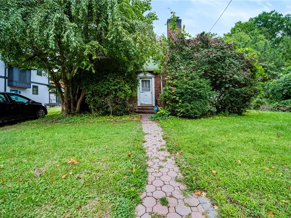 321 Asbury Ave, Elkins Park, PA 19027