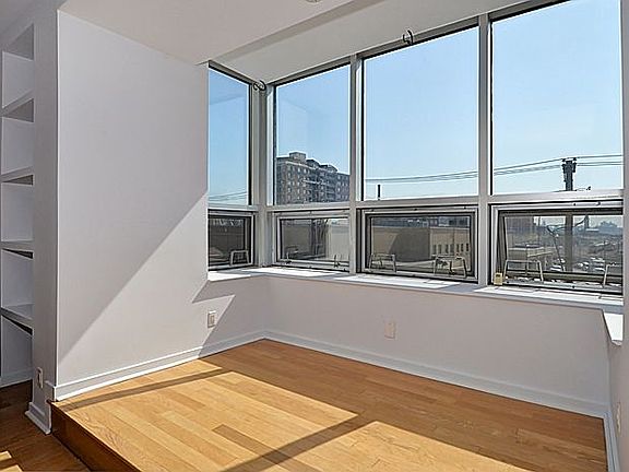 2nd image of 689 Marin Blvd APT 402