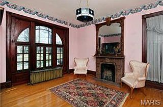 4th image of 15 Benton Pl