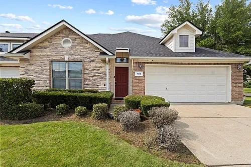 405 Harbor Oaks Dr Photo 1