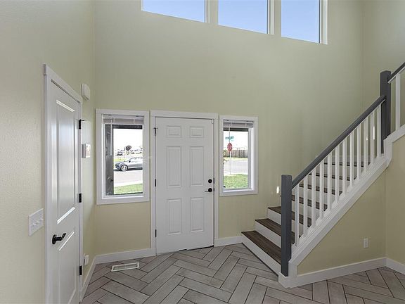 3rd image of 6010 Bulldog Ln