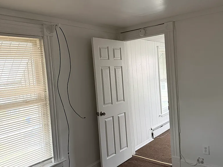 33 Pilgrim Ave — Photo 15