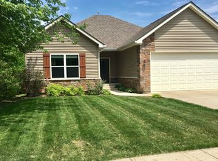 1041 Deer Field Dr, Greencastle, IN