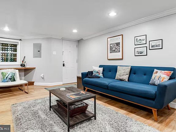 5th image of 104 R St NE #B