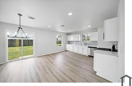 8011 Archcrest Ct — Photo 23