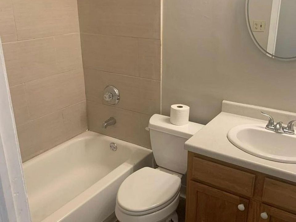 2nd image of 1-2 Countryside Ln #4