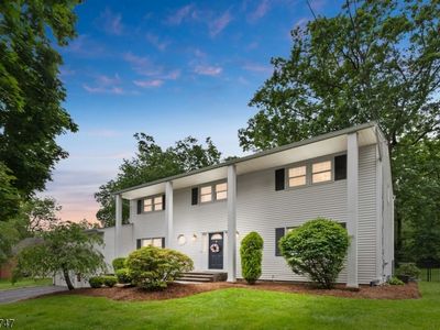 17 Friar Rd, Morris Plains, NJ, 07950