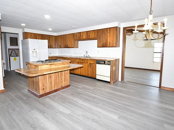 5th image of 1105 Westmoreland St