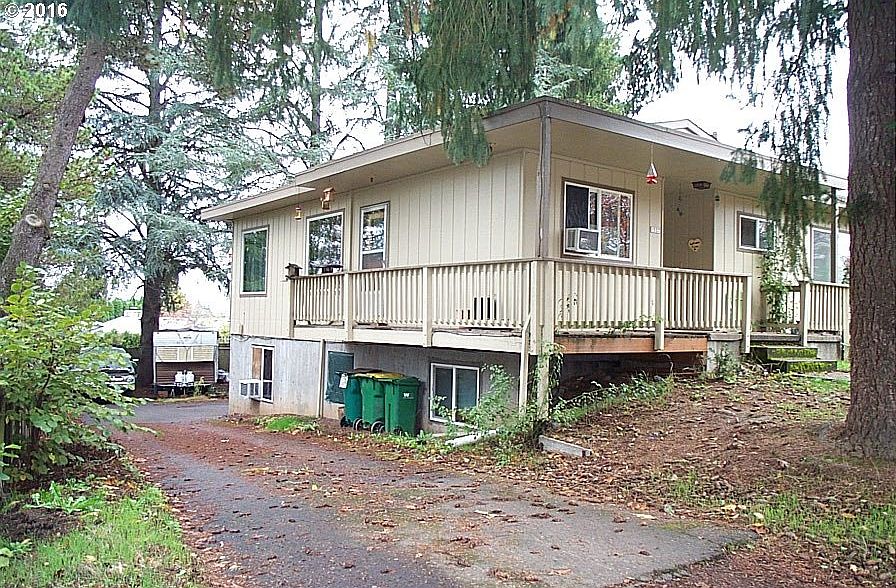 2nd image of 1537 Tara Ct