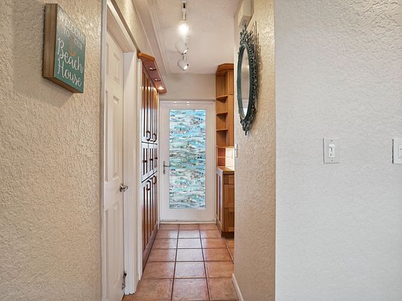 4th image of 1536 SE 15th Court #503