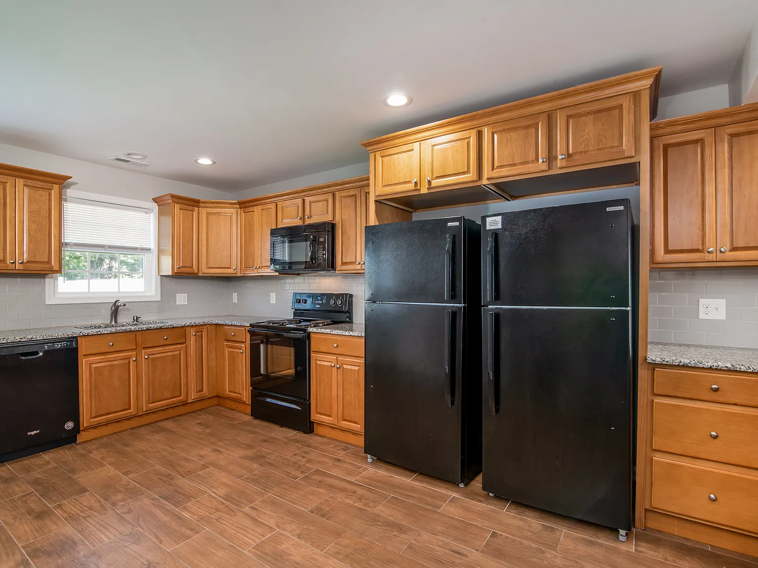 115 Williams Rd - Room 1 — Photo 4