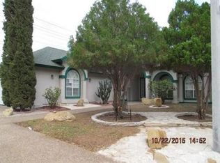 8511 Spring Valley Cir, Laredo, TX 78045