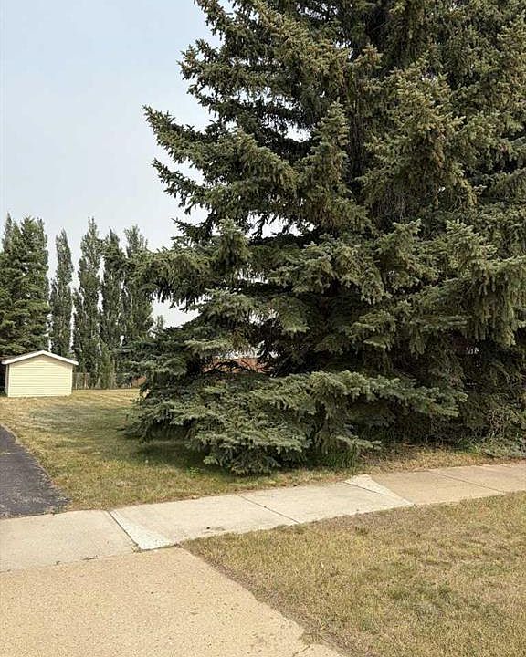 1st image of 607 Madison Dr