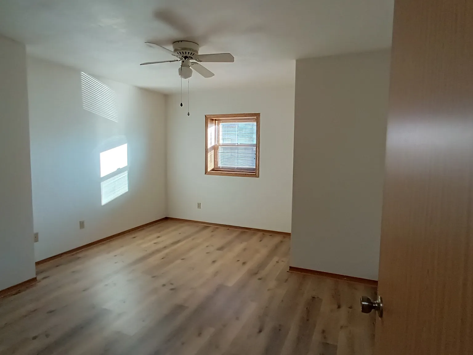 534 West Main Street - 2 — Photo 2