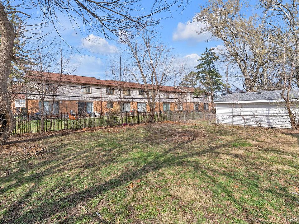 29468 Edward Dr, photo 7