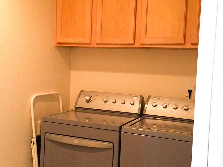 2002 Esplanade Cir — Photo 9