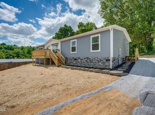 115 Hillside Dr, Johnson City, TN 37601