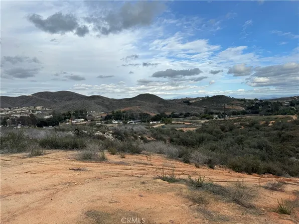 17 Orange St #6, Menifee, CA 92584