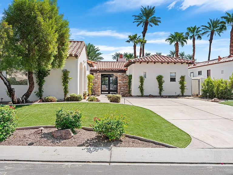 56378 Palms Dr — Photo 2