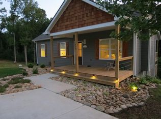 444 Meadow Cir, Ellijay, GA 30540