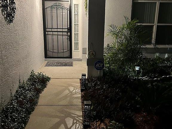 3rd image of 12214 Legend St