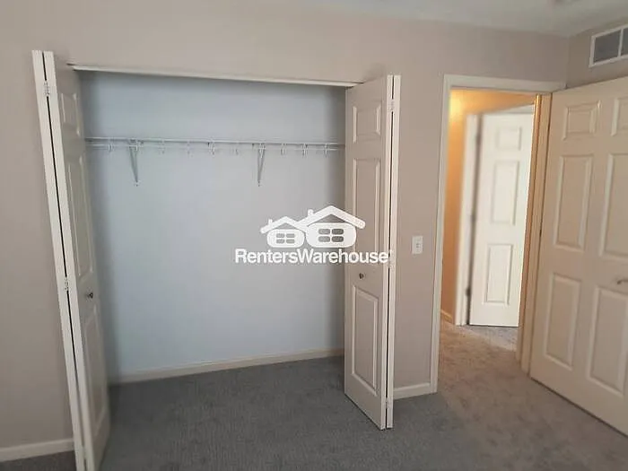 8108 Oakview Cir N — Photo 11