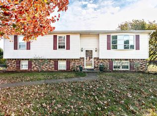 121 Cooper Dr, Lebanon, KY 40033