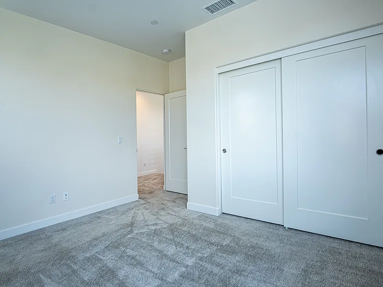 35830 McCarthy St — Photo 24