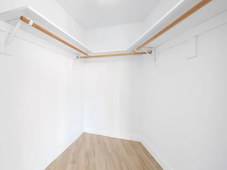 1702 Park Ave #817 — Photo 6