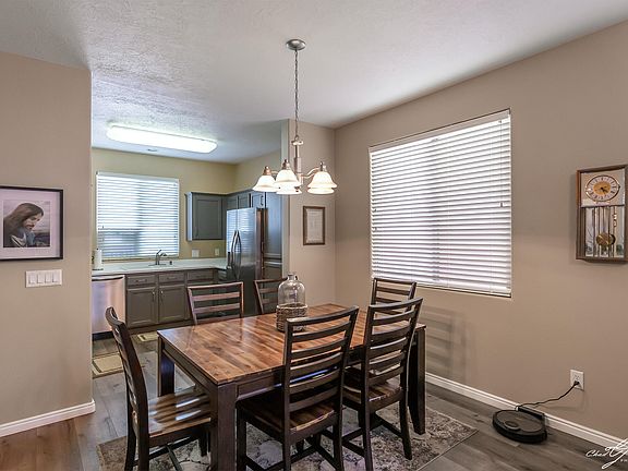 4th image of 3312 E Silver Sky Dr