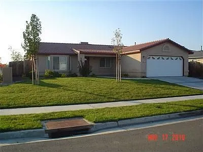 281 S Michelle Ave photo 1